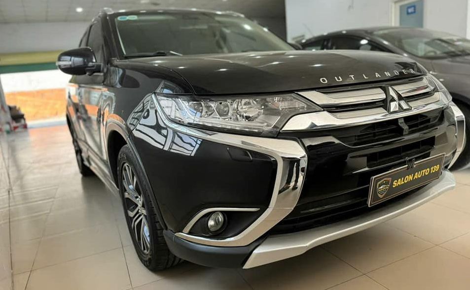 Outlander 2019 2.0 bản premium 1 chủ mua mới