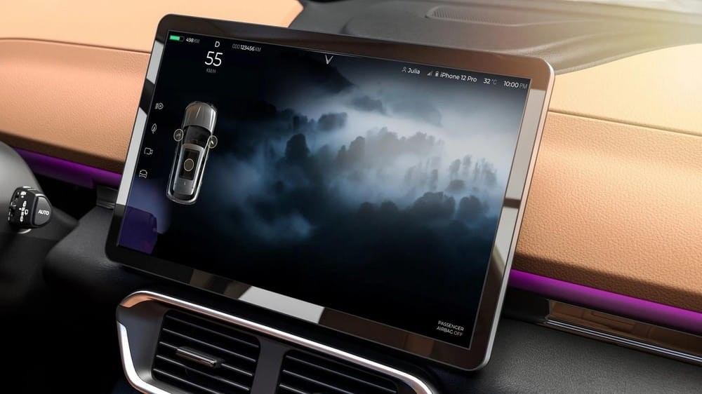 Màn hình giải trí cỡ lớn có nhiều chế độ hiện thị. Màn hình giải trí cỡ lớn có nhiều chế độ hiện thị.