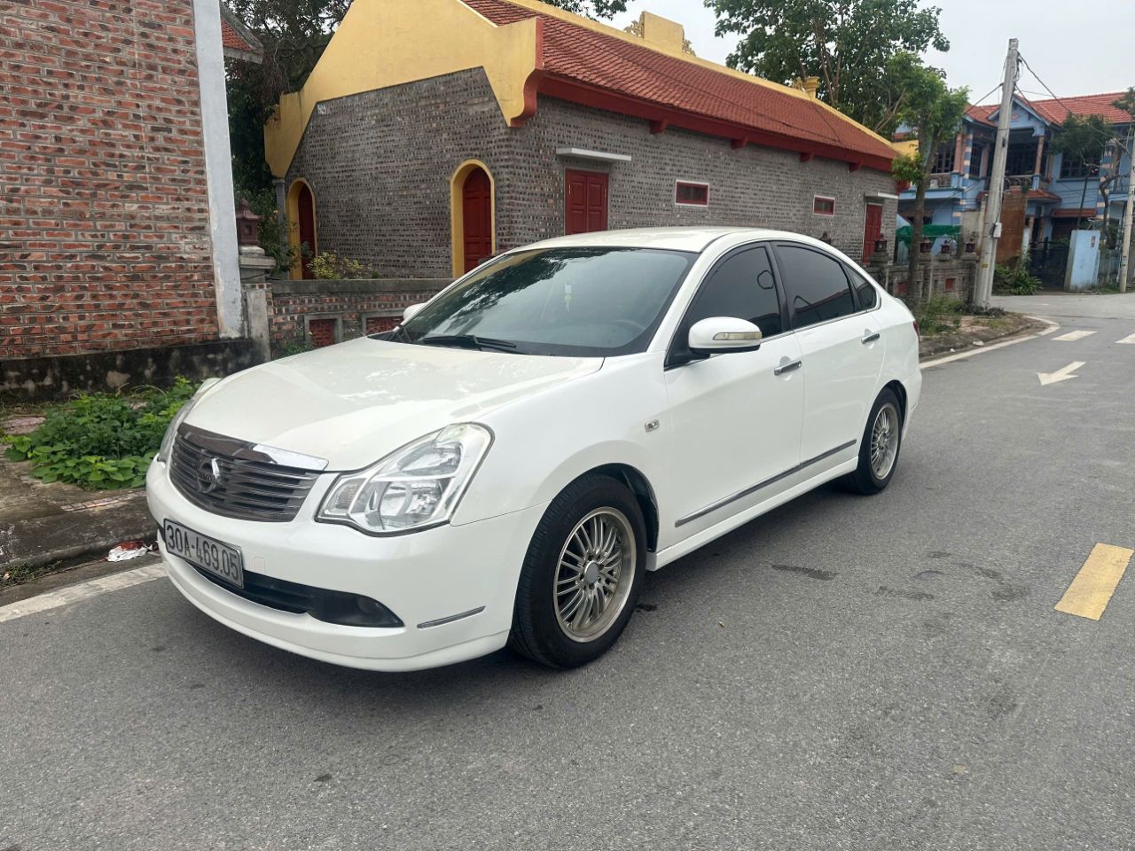 Chính chủ bán xe NISSAN sản xuất năm 2009