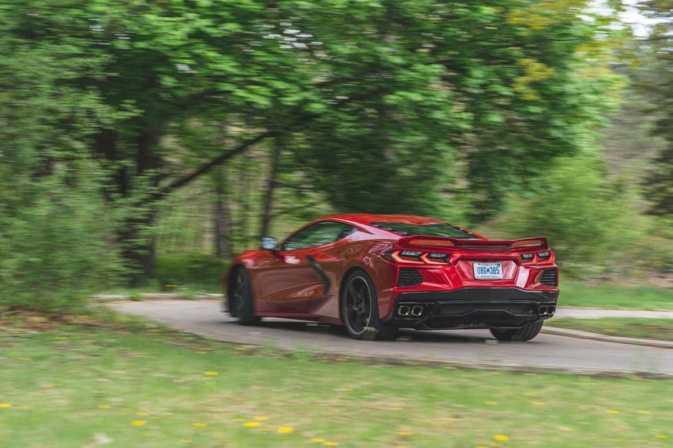 Là chiếc xe hiệu suất cao