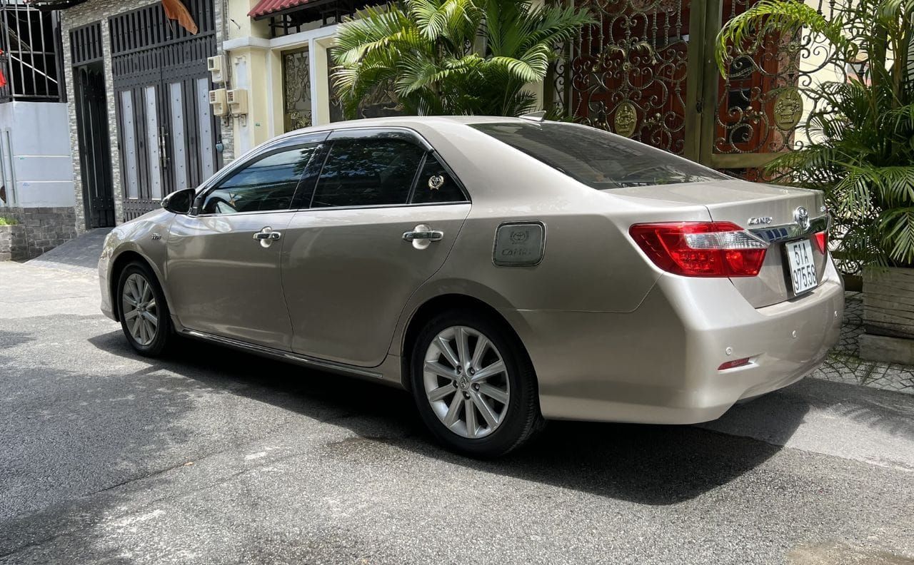 Toyota Camry 2014 Màu Vàng Cực Đẹp