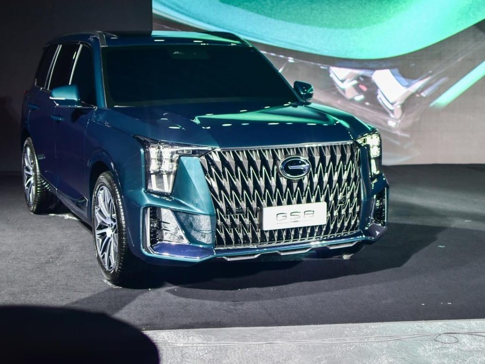 GAC Trumpchi GS8 2022 phiên bản hybrid với lưới tản nhiệt đồ sộ