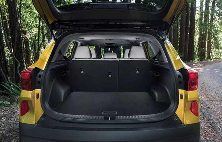 Về khoang hành lý Kia Seltos 2020