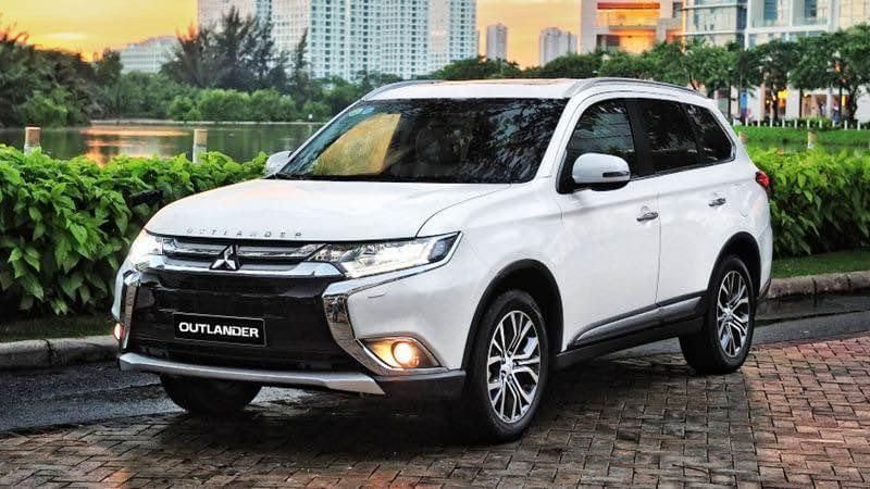 Chính Chủ Cần Bán Xe Mitsubishi Outlander 2016, nhập khẩu Nhật Bản