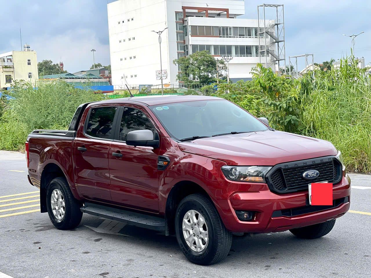 Chính chủ cần bán xe Ford xls 2021 bản nhập số tự động 1 cầu