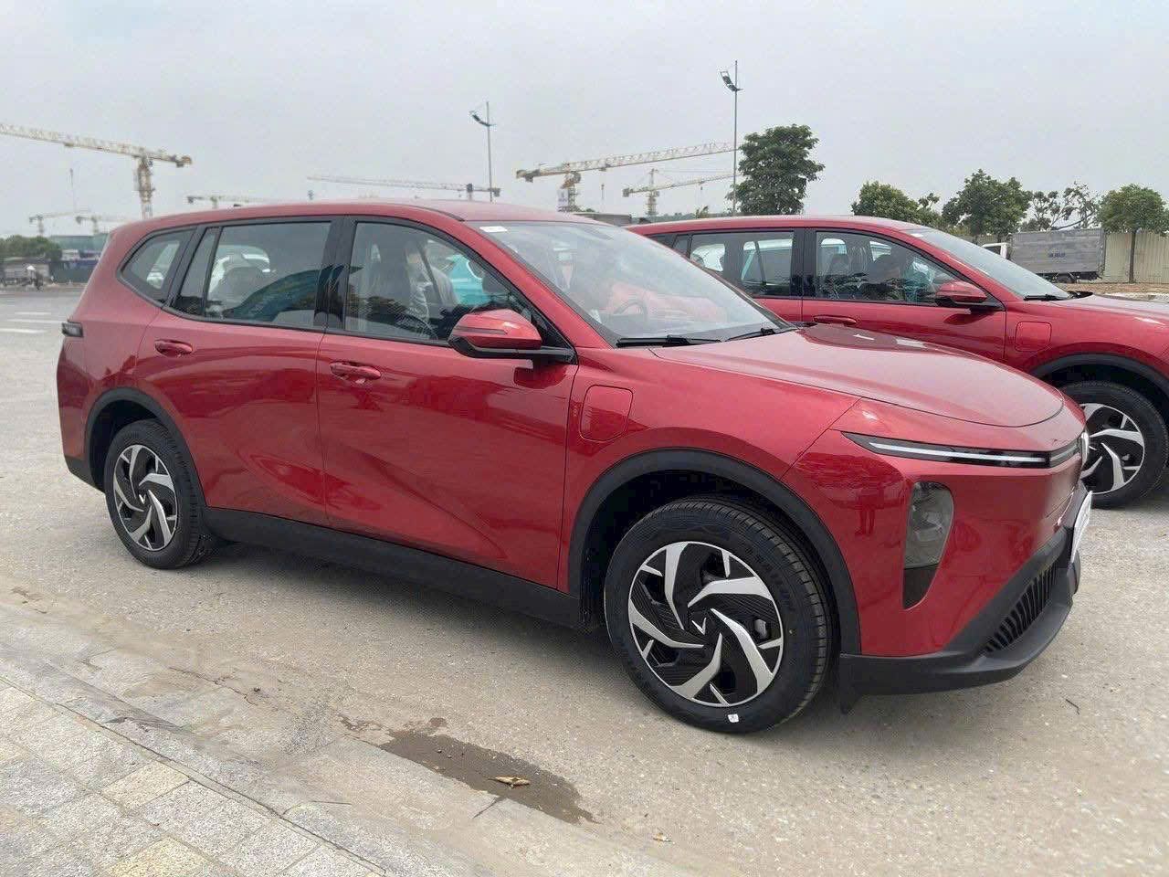 VF Limo green • Giảm trực tiếp 4%