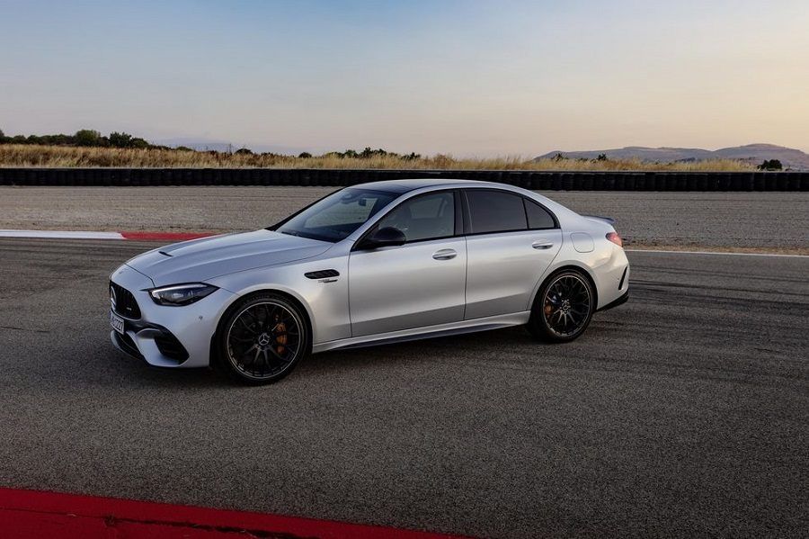Mercedes-AMG C63 S E Performance 2024