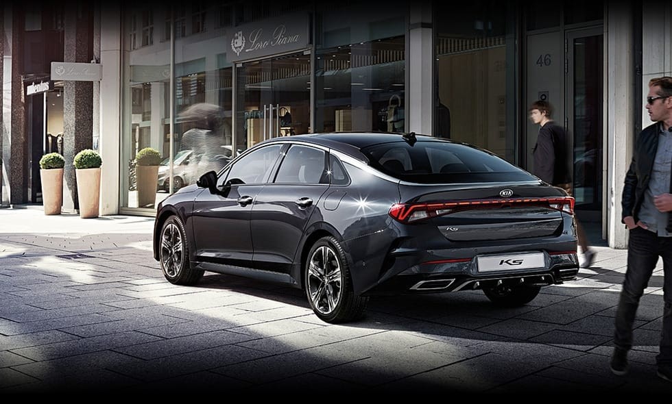 Kia K5 2022 được bổ sung logo mới