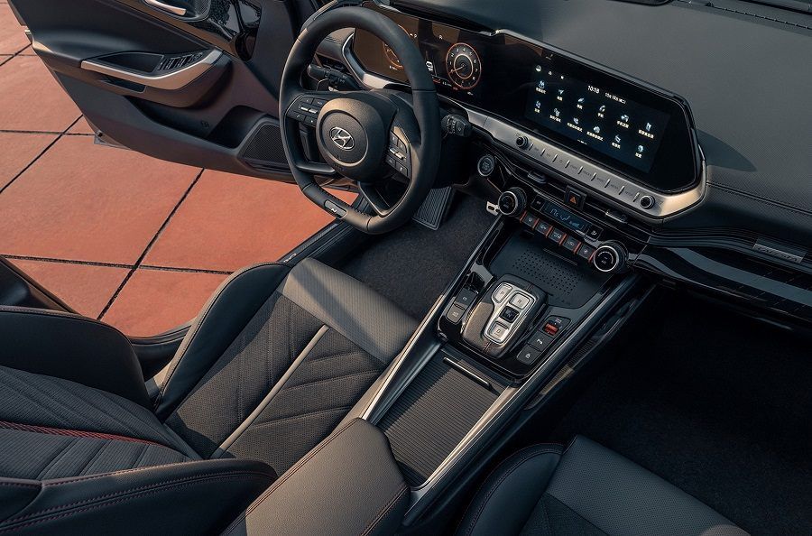 Nội thất Hyundai LaFesta N Line