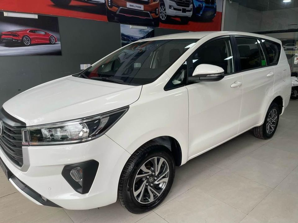 innova E 2023 giá siêu ưu đãi