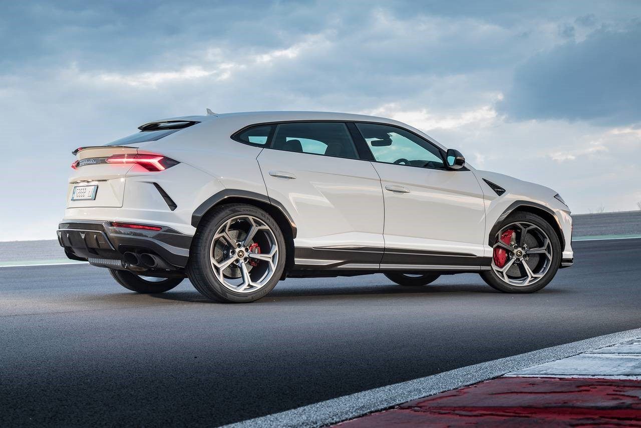 2022 Lamborghini Urus