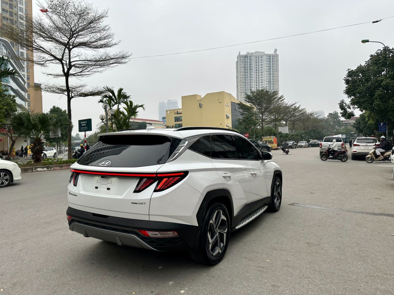 Mới về Tucson 1.6 turbo Mode 2022. Siêu mới. Sơn Zin cả xe