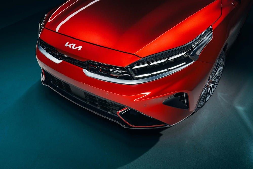 Kia Cerato 2021 có dải đèn LED định vị ban ngày mới Kia Cerato 2021 có dải đèn LED định vị ban ngày mới