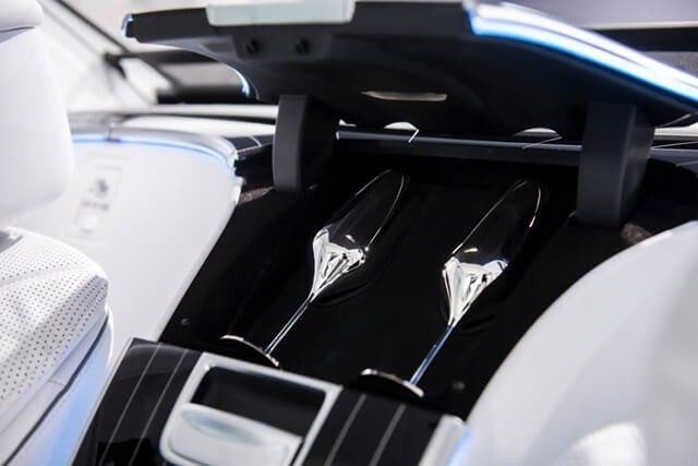 khay để ly rượu