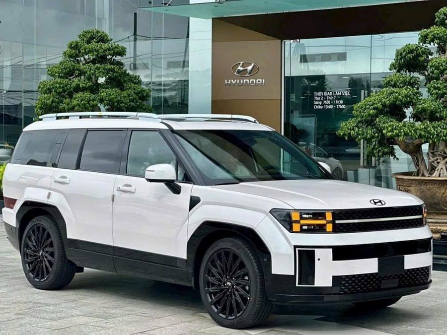 Hyundai Santa Fe Exclusive Bản Base