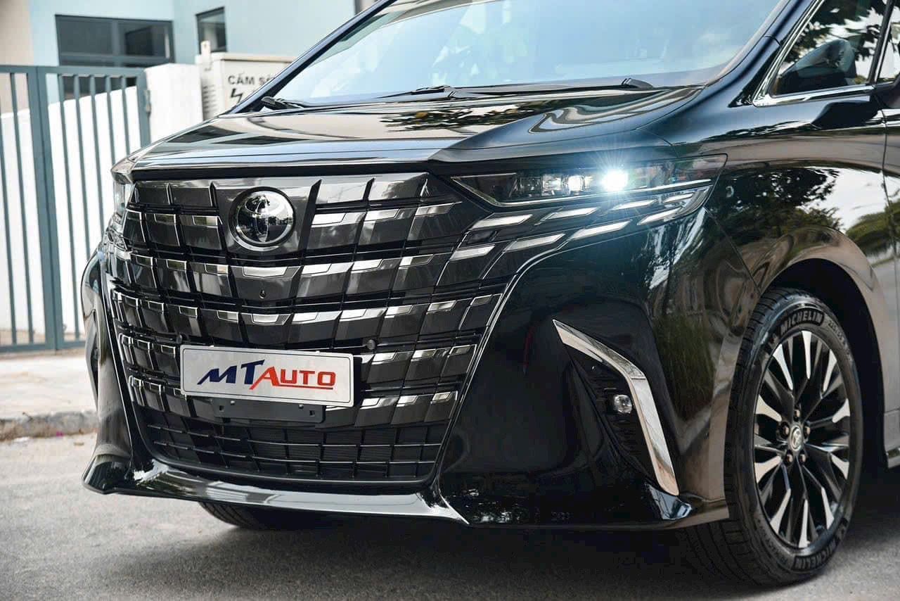 Toyota Alphard thế hệ mới 2024 mới 100% sẵn xe giao ngay trong ngày