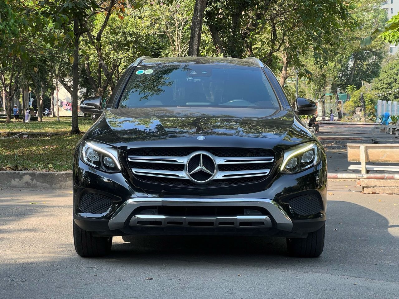 Mercedes Benz GLC250 4mactic