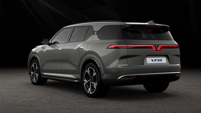 Thiết kế VinFast VF33 nhìn từ phía sau.