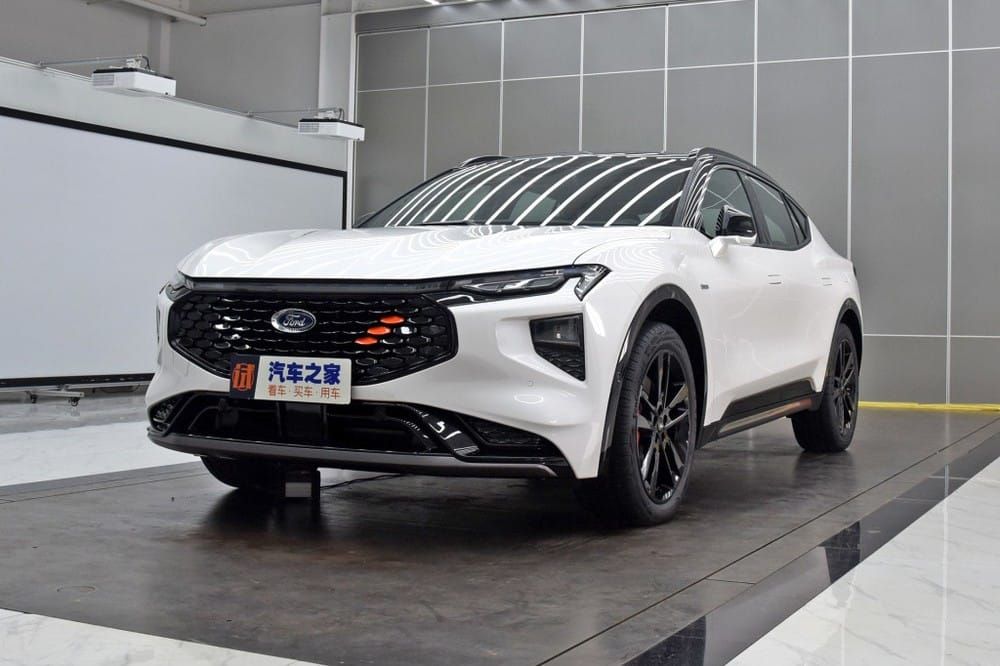 Ford Evos được phát triển theo thị hiếu của người Trung Quốc Ford Evos được phát triển theo thị hiếu của người Trung Quốc