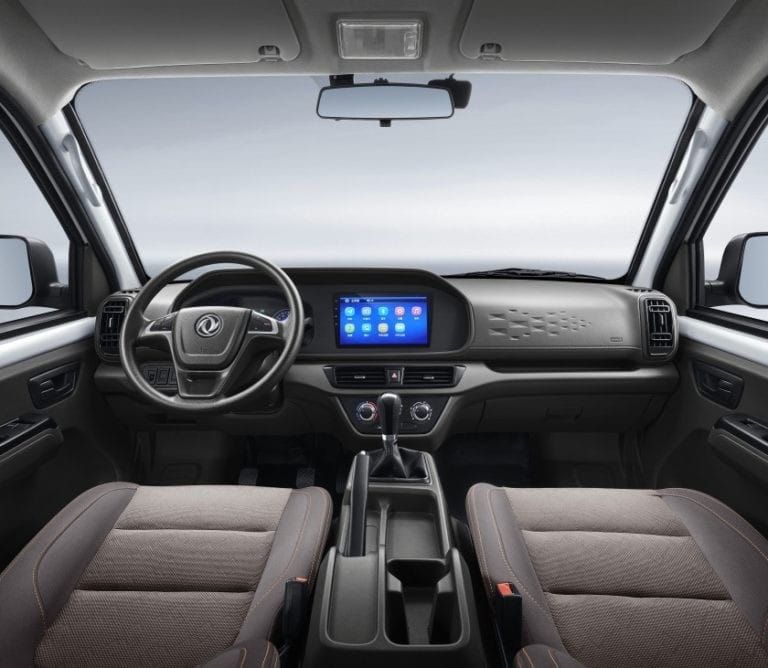 Nội thất phía trước của C71 và C72