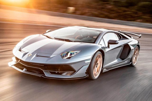Khả năng vận hành của Lamborghini Aventador SVJ 2020