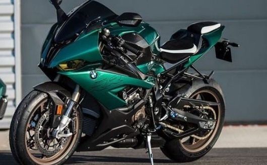 BMW S1000RR bất ngờ có thêm bản đặc biệt Isle of Man, giới hạn chỉ 50 chiếc trên toàn thế giới