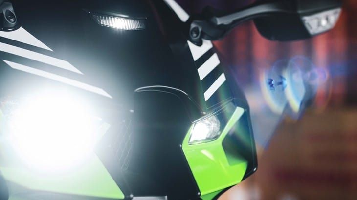 Kawasaki ZX-10R 2021-3