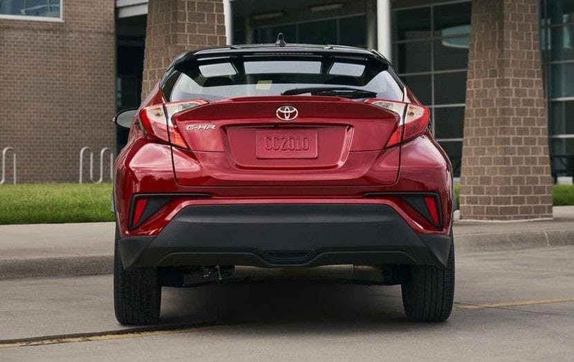 Giá xe Toyota C-HR 2022