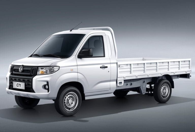 C71 với cabin đơn, 2 cửa