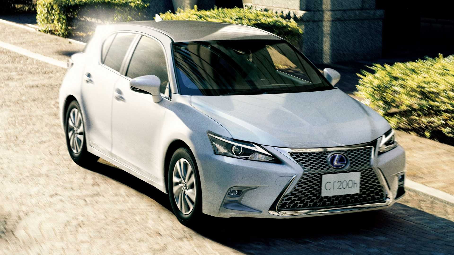 Lexus CT200h Cheised Touring
