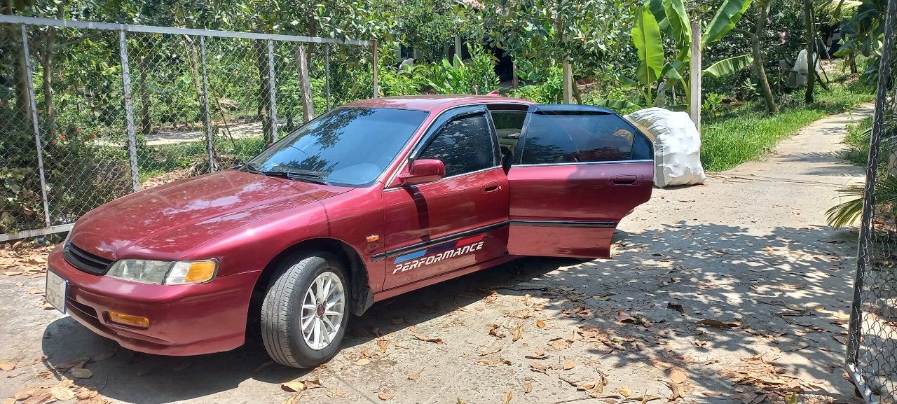Chính chủ bán xe Honda accord sx năm 1994