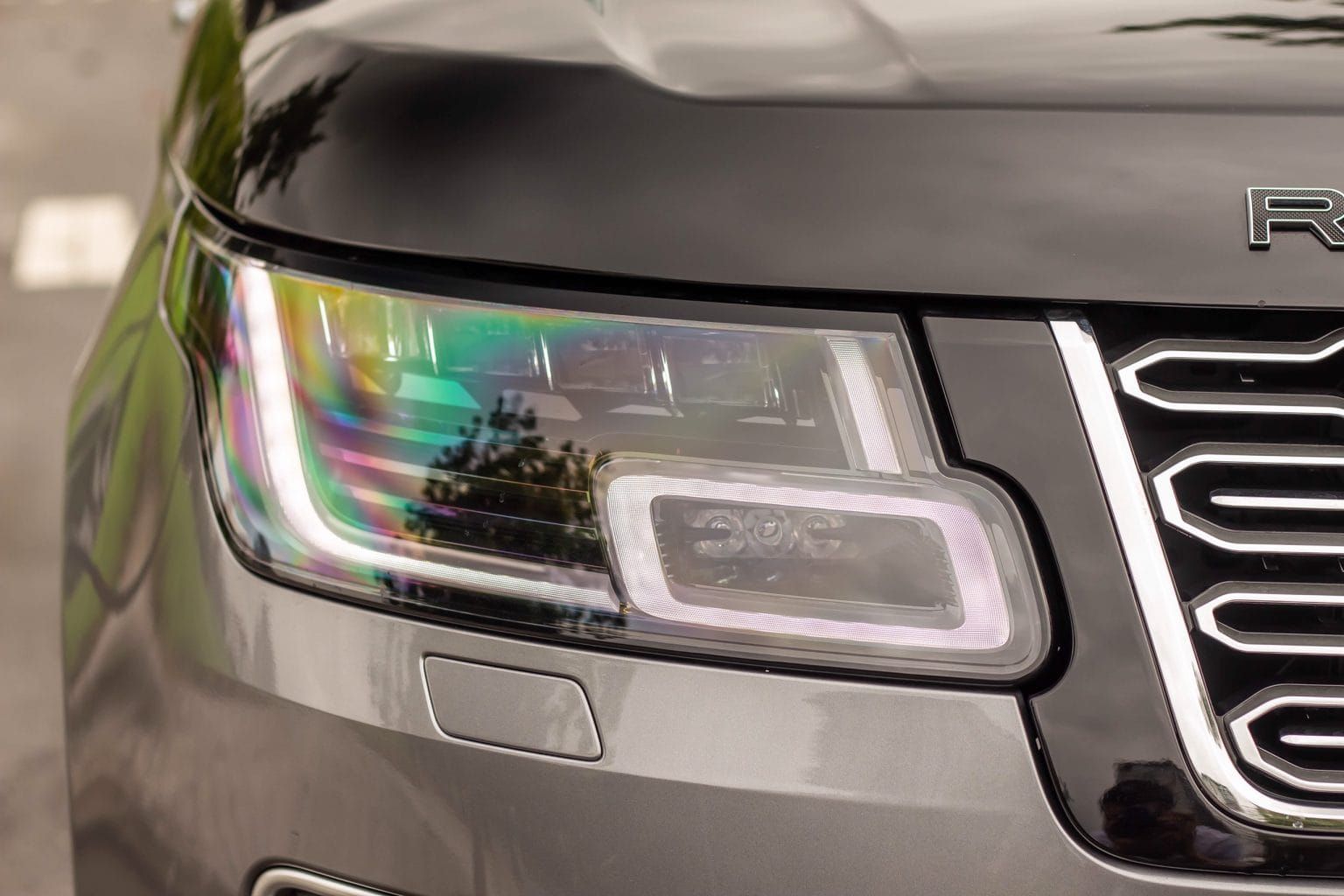 Ngoại thất RANGE ROVER SV AUTOBIOGRAPHY 3.0 LWB 2021-5.jpg