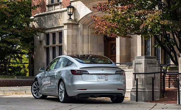 Tesla Model 3 2021 -4