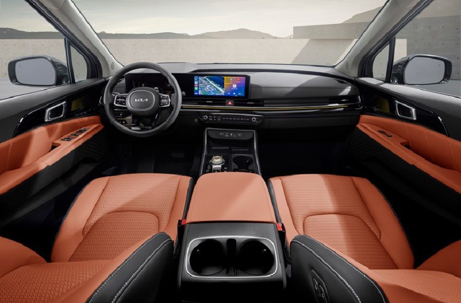 nội thất Kia Carnival 1.6T Hybrid 2025