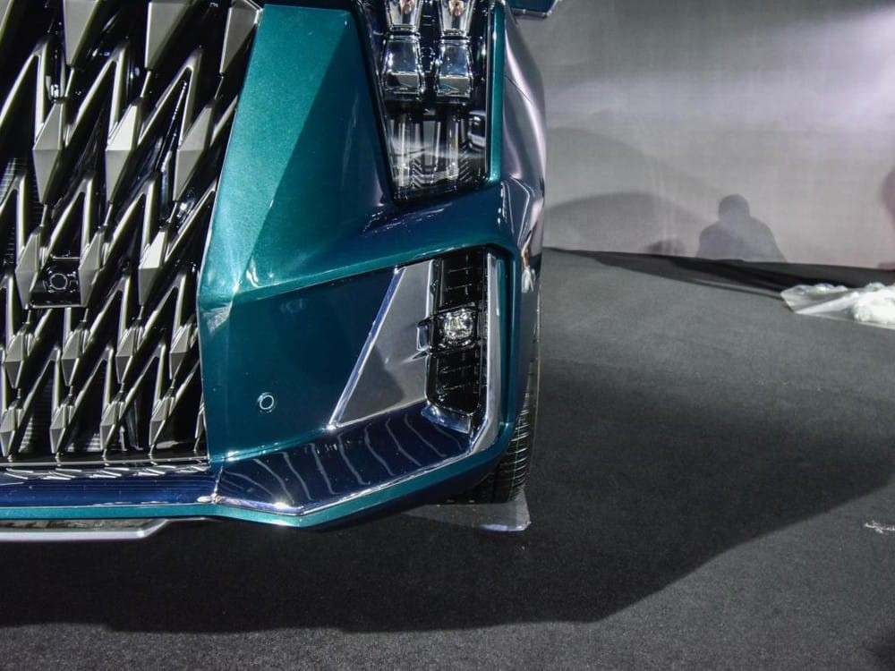 Đèn sương mù trước của GAC Trumpchi GS8 Hybrid 2022 cũng khác với bản thường