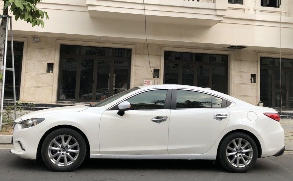 Em cần bán Mazda 6 2019 1 đời chủ ce còn mới odo 70 ngàn