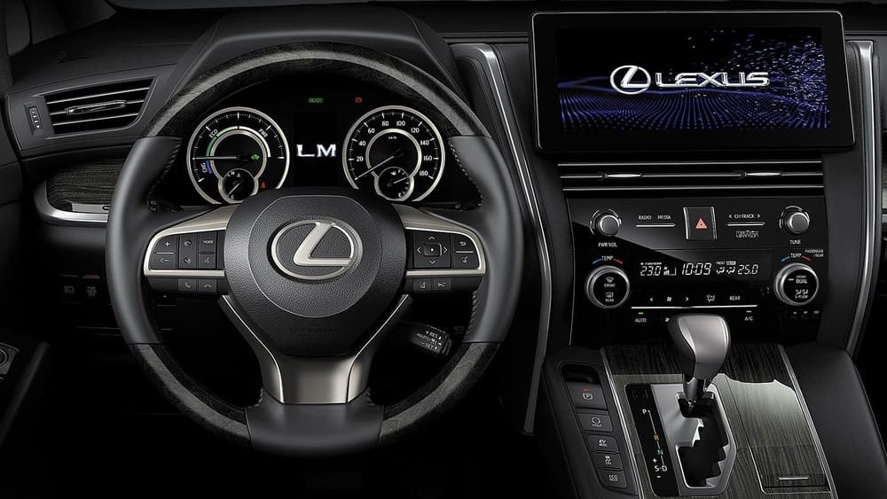 Tổng thể nội thất Lexus LM 2021.
