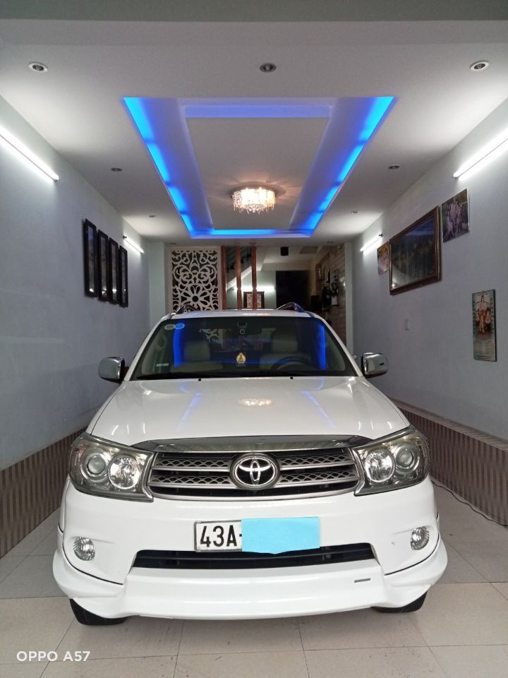 Chính chủ bán xe Toyota Fortuner TRD (2 cầu) đời 2011