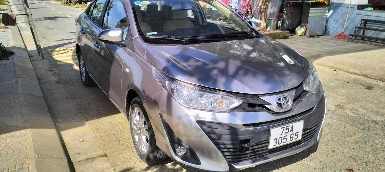 BÁN XE TOYOTA VIOS E - 2018 - Giá 299 TRIỆU .
