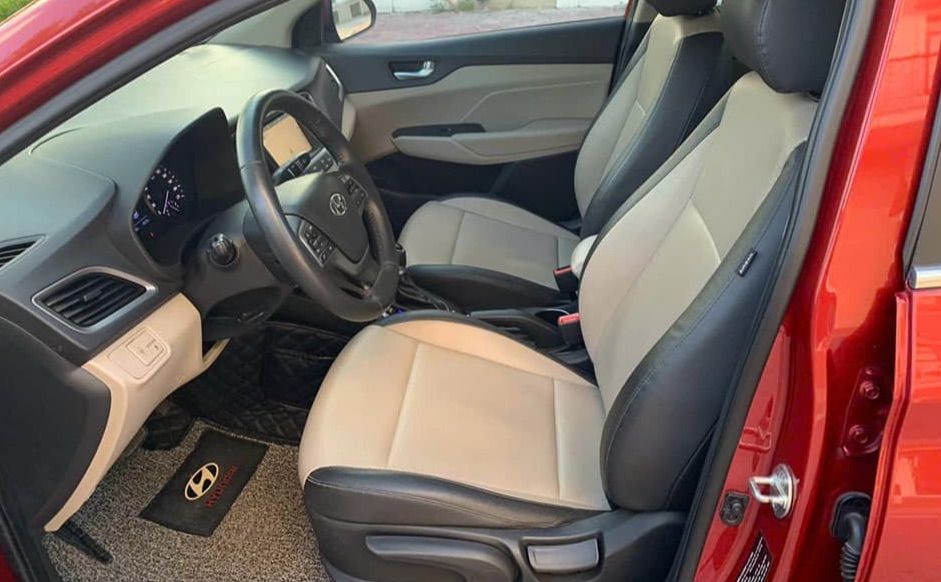 Cần bán oto Accent đỏ phiên bản đặc biệt 2020