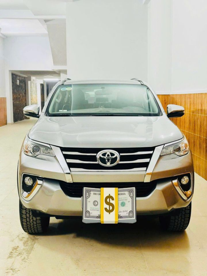 TOYOTA Fortuner 2018 1 Chủ Từ Đầu