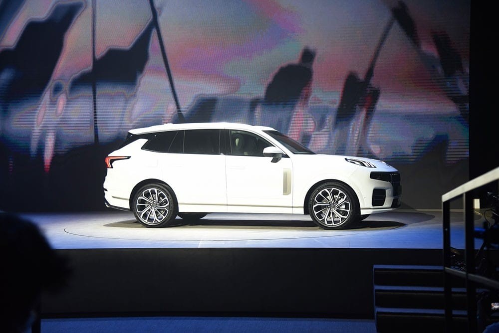 Lynk & Co 09 thuộc phân khúc SUV cỡ lớn