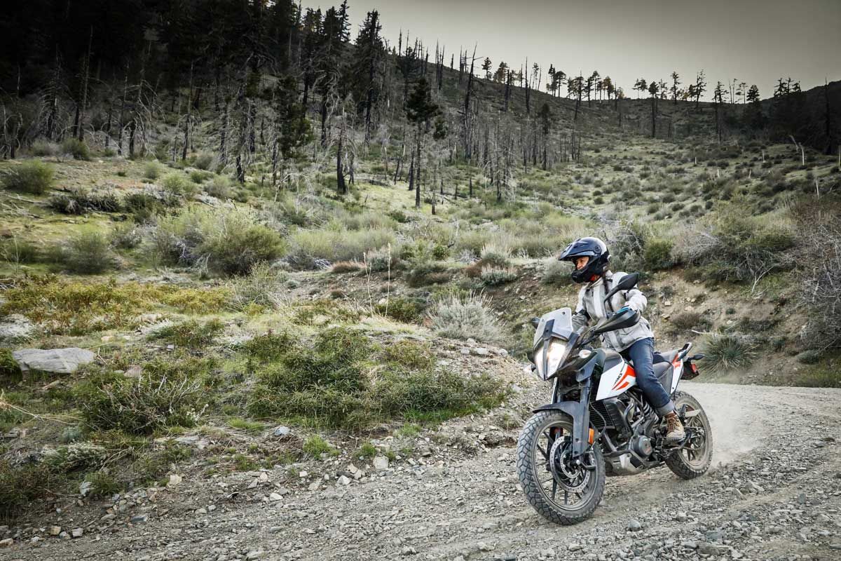 Thông số KTM 390 Adventure 2020