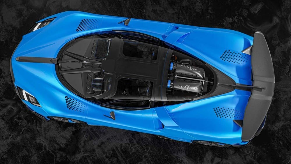 Phía trên của SSC Tuatara Striker