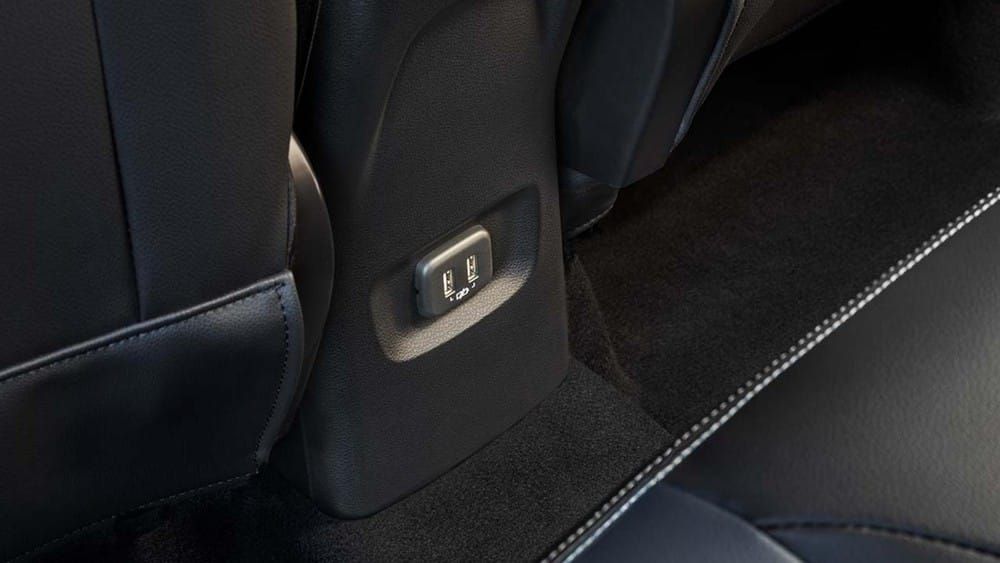 Cổng USB của Chevrolet Tracker 2021