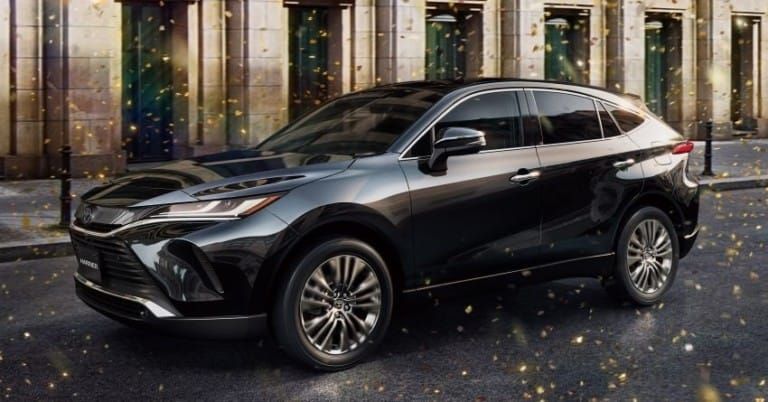 SUV cao cấp mới Toyota Harrier 2021 chào giá 2,8 tỷ đồng tại Đông Nam Á