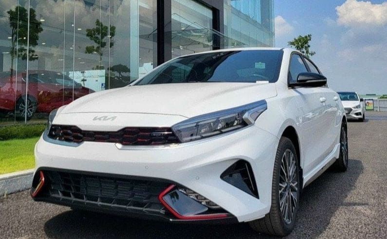 KIA K3 sẵn xe giao ngay ưu đĩa cuối năm