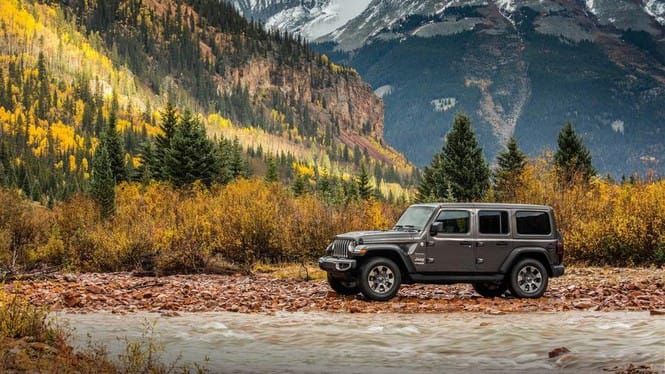Top 10 ô tô giữ giá nhất sau 5 năm sử dụng - Ảnh 9. Jeep Wrangler