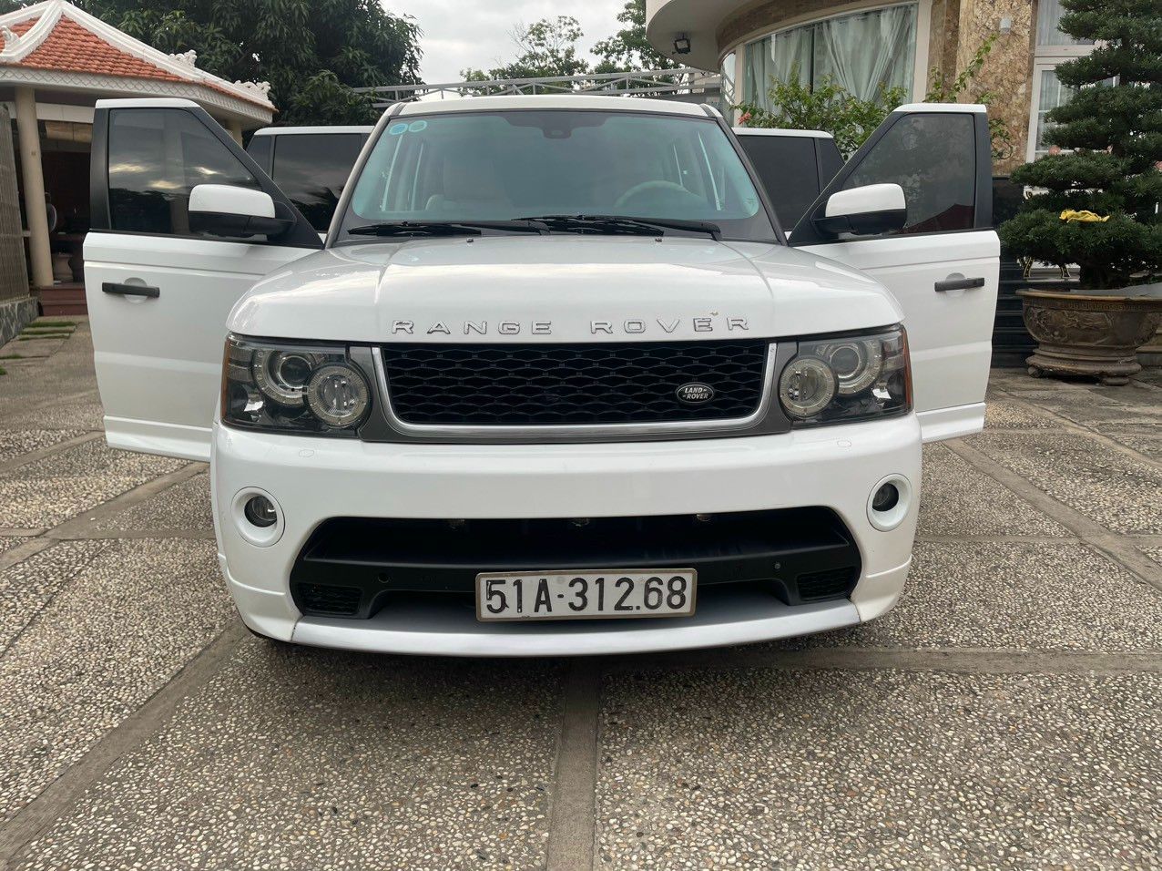 LandRove Ranger Rover SuperChanrger Sport LWD 2011