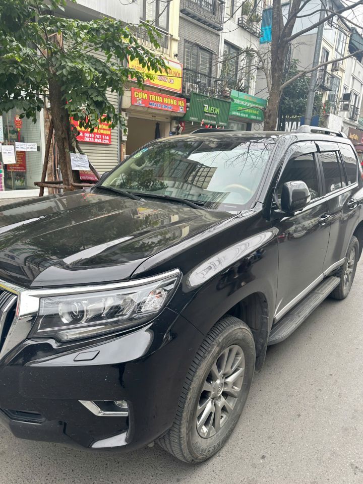 Chính chủ bán xe TOYOTA LAND CRUISER PRADO sản xuất  2019